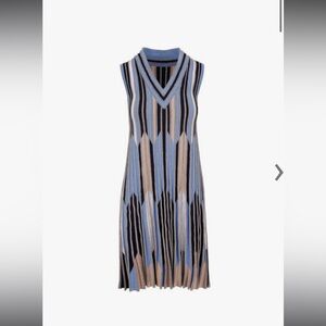 D Exterior - Blue, Tan & White Lurex Sleeveless Dress size small